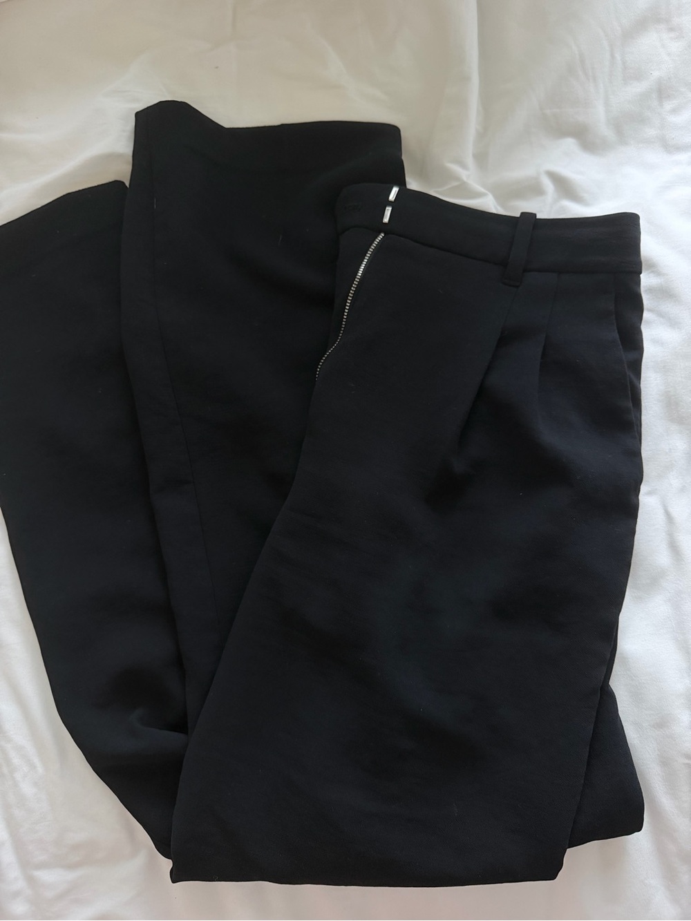 Aritzia Black Wide-Leg High-Rise Trousers - Picture 2 of 7